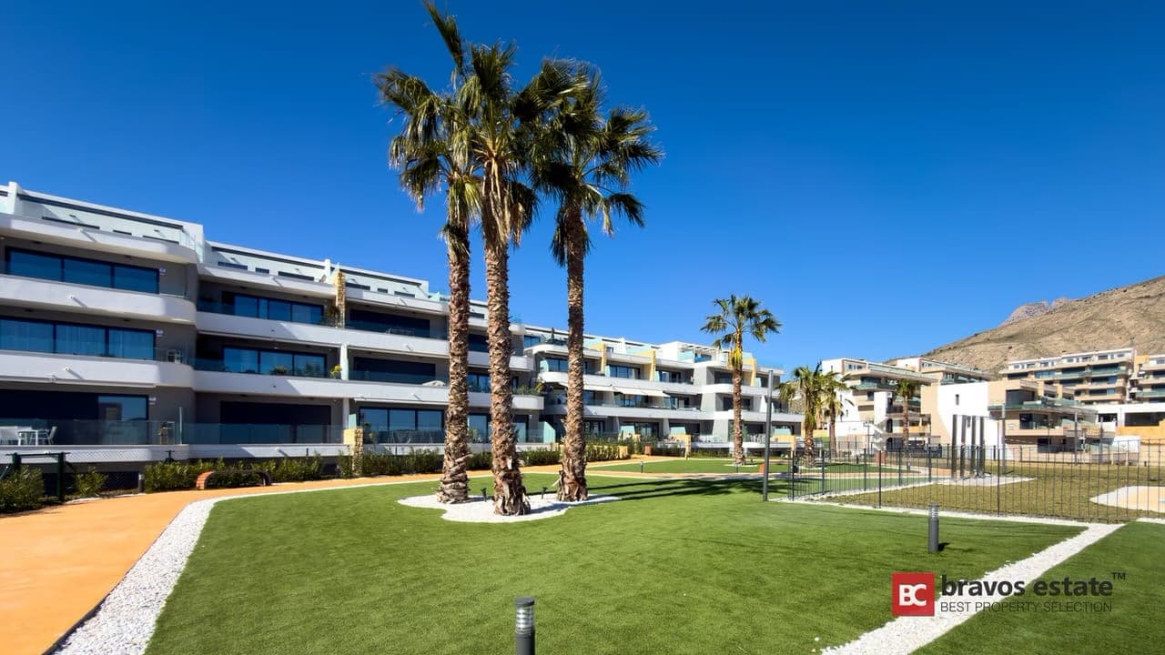 Modern 2-Bedroom Apartment in Finestrat 1