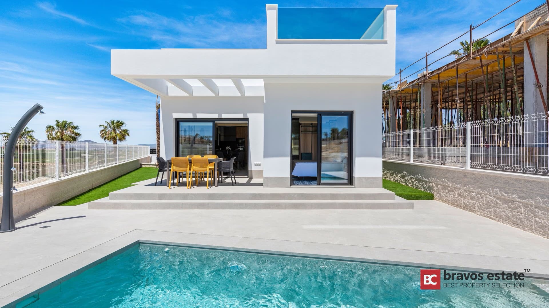 Nieuwbouw villa met 3 slaapkamers in Algorfa - La Finca Golf & Resort - 2