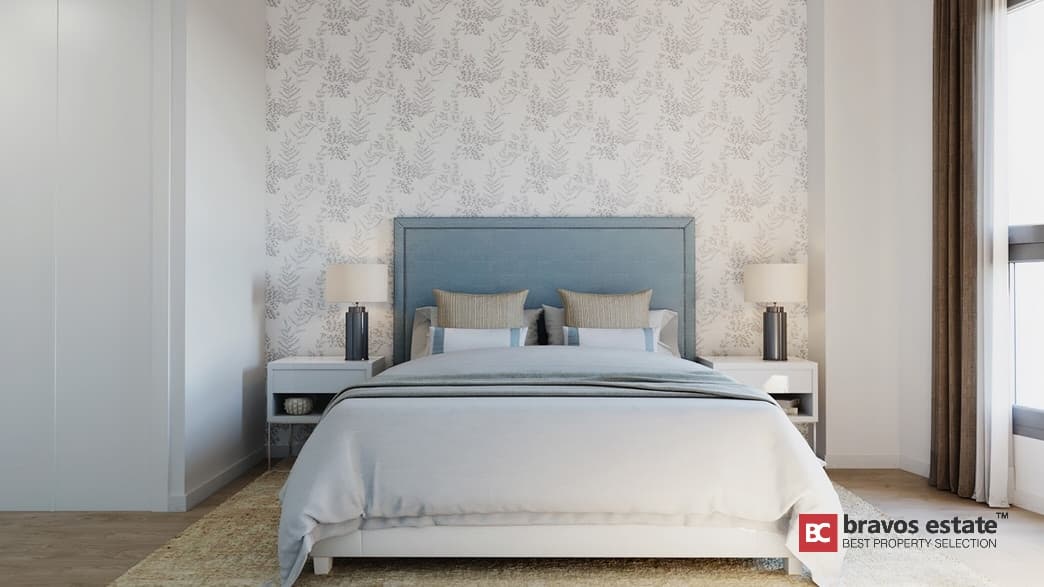 Beachside 4-Bedroom Apartment in Alicante - 4