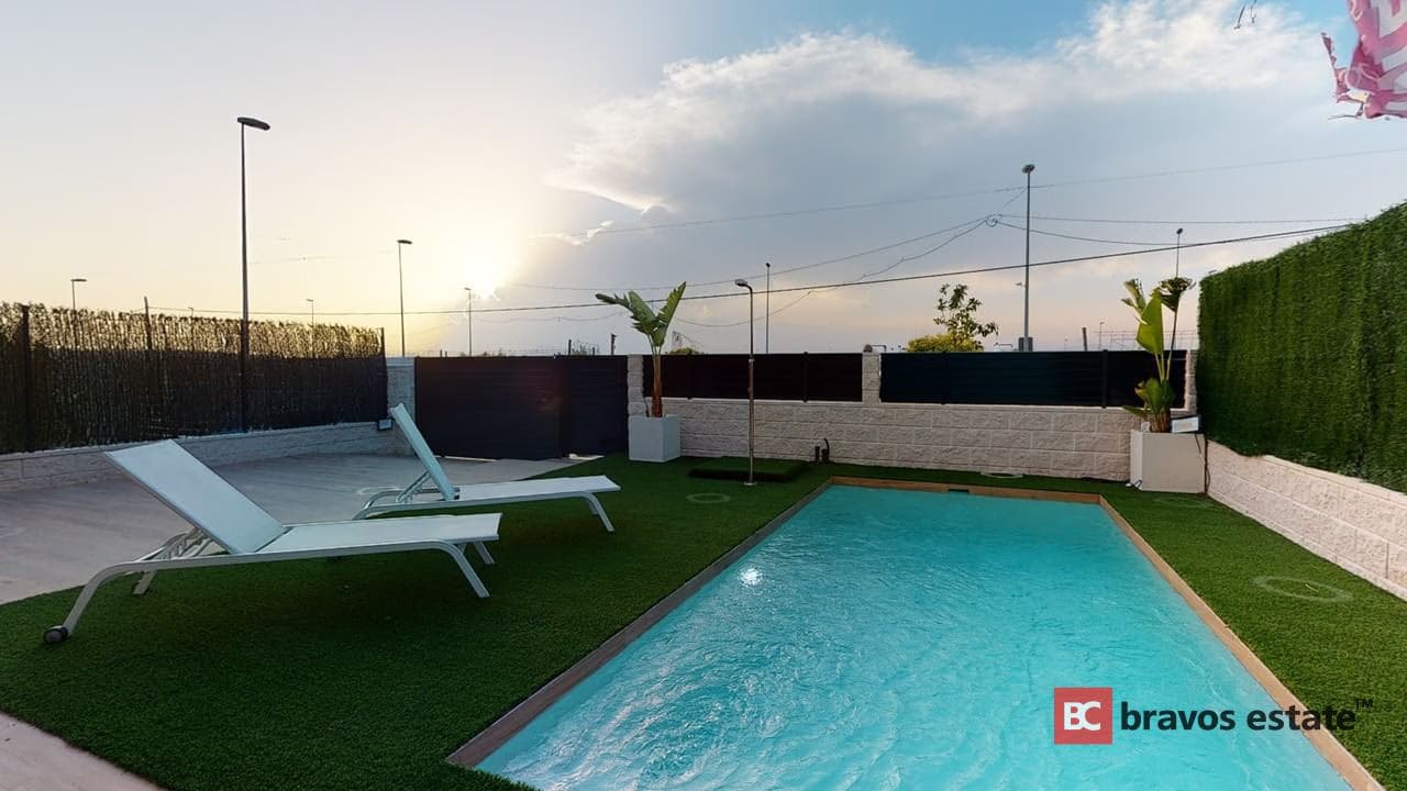 Villa Cerca del Mar de 4 Dormitorios en El Campello - 3