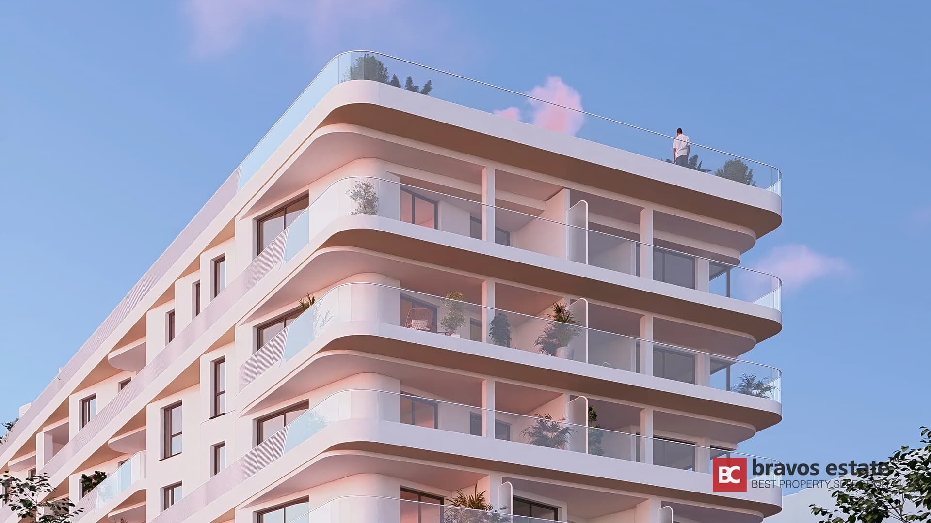 Seafront 3-Bedroom Apartment in Villajoyosa 1