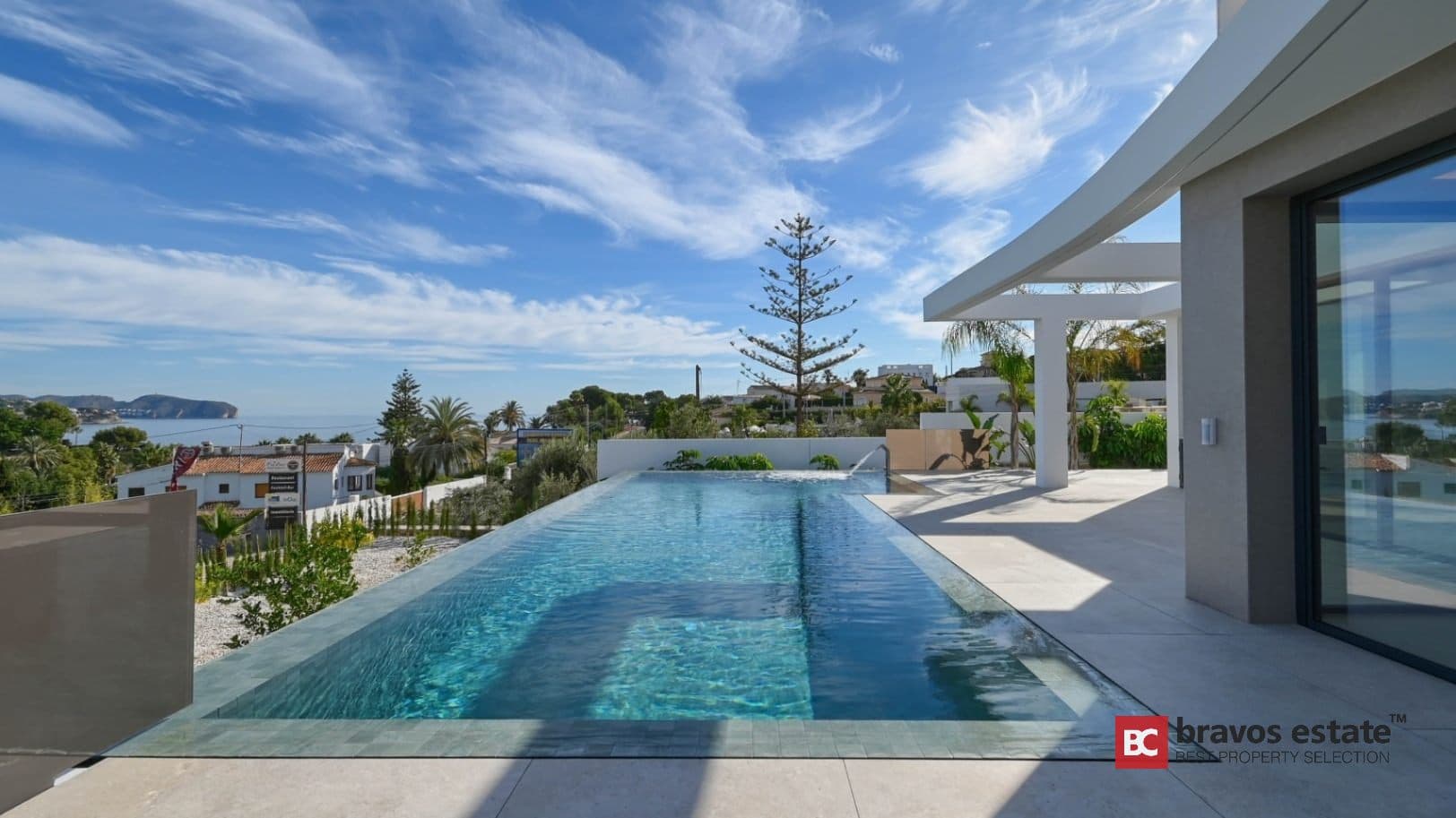 Seafront 4-Bedroom Villa in Benissa 1