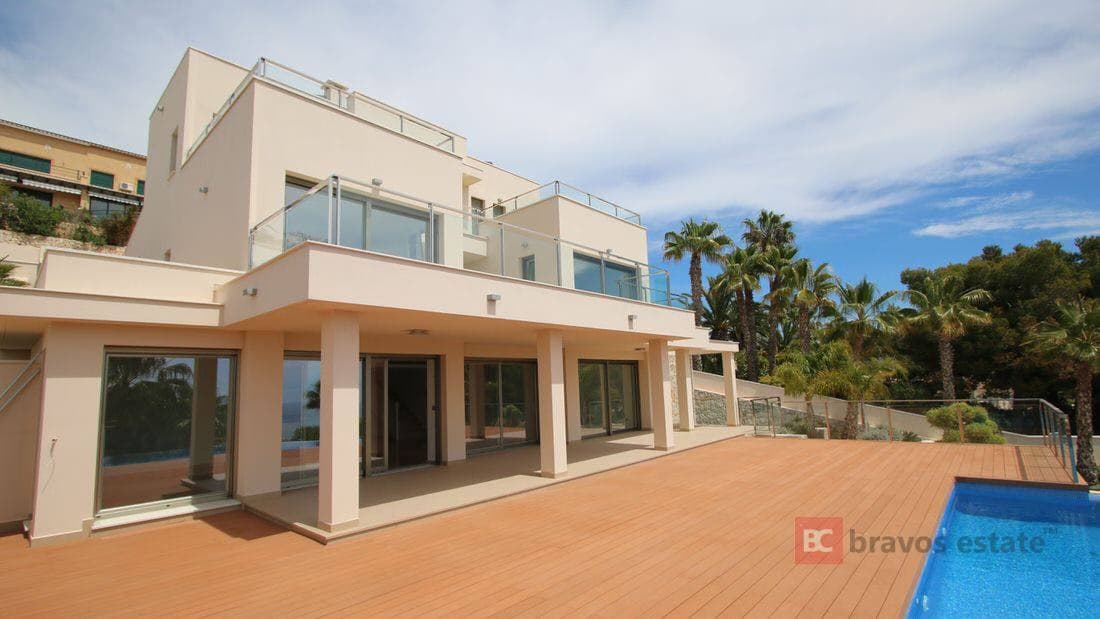Luxury 4-Bedroom Villa in Moraira - 5