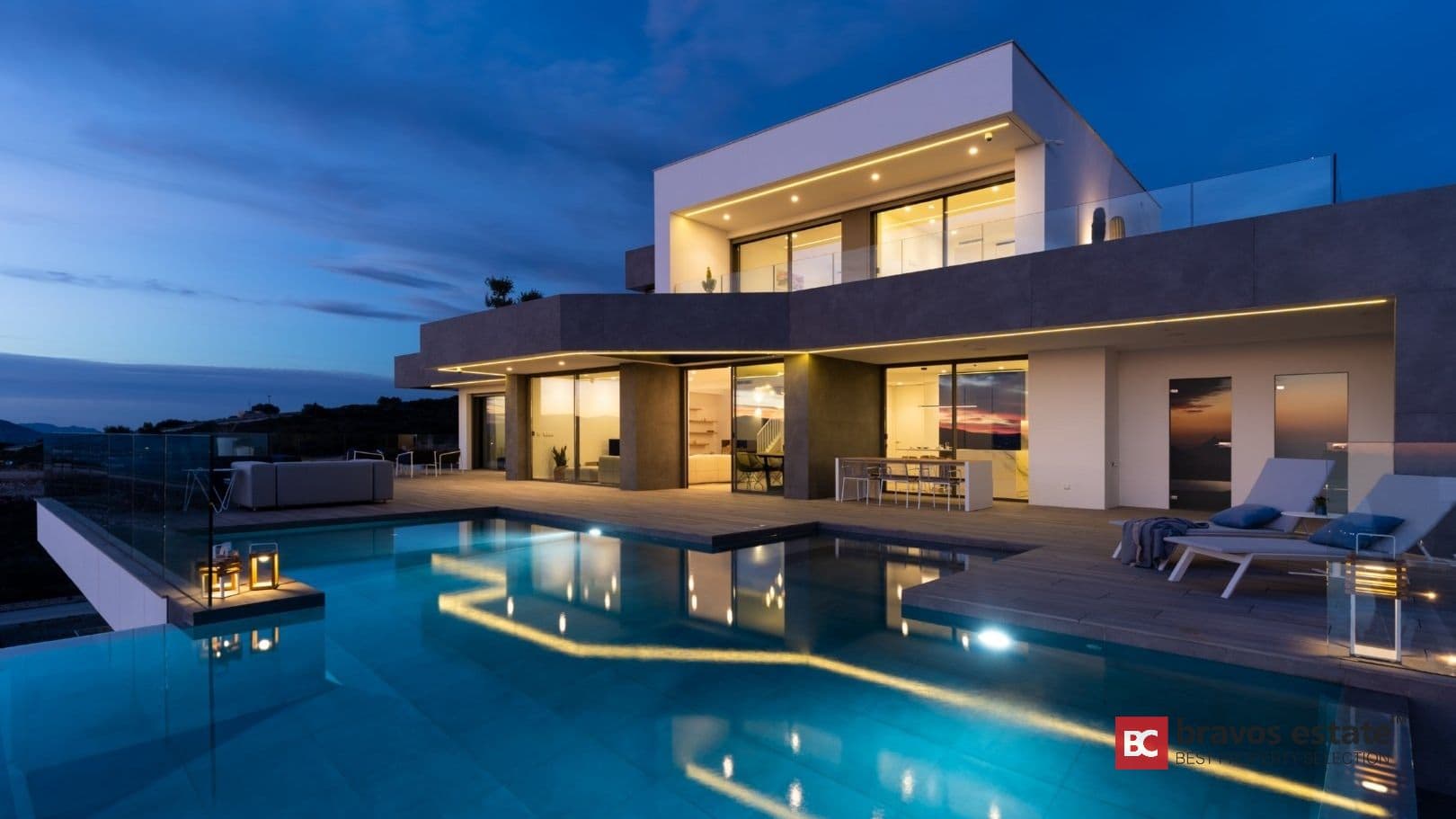 Luxury 4-Bedroom Villa in Cumbre del Sol 1