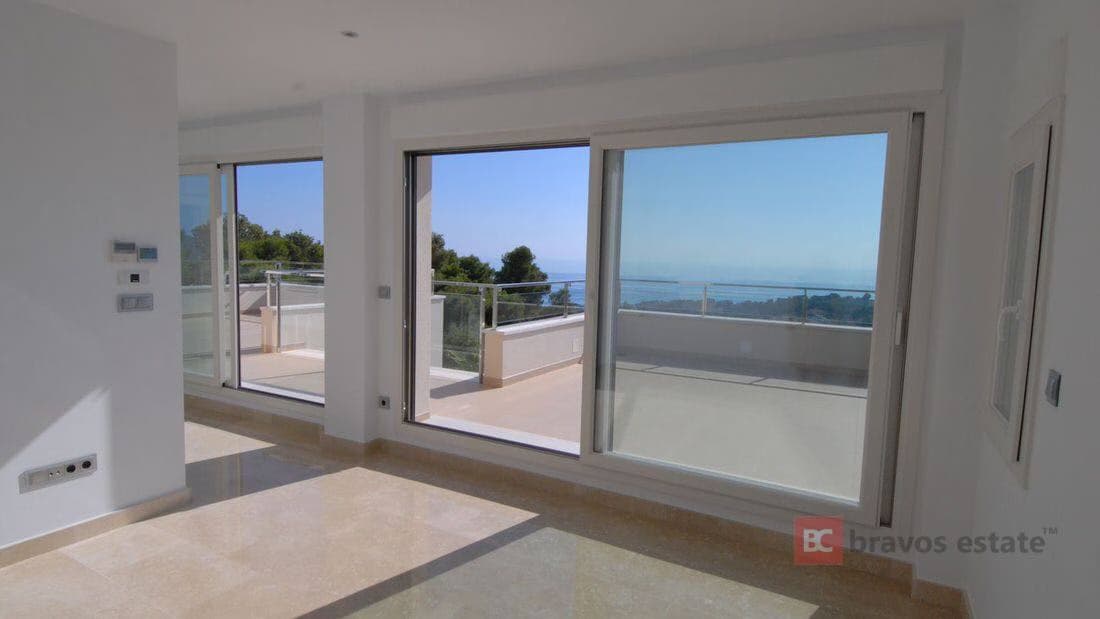 Luxury 4-Bedroom Villa in Moraira - 4