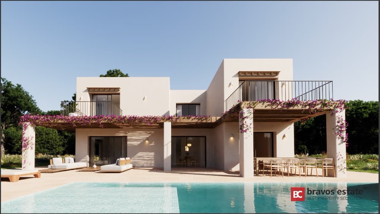 Przestronna willa z 4 sypialniami w Javea 1