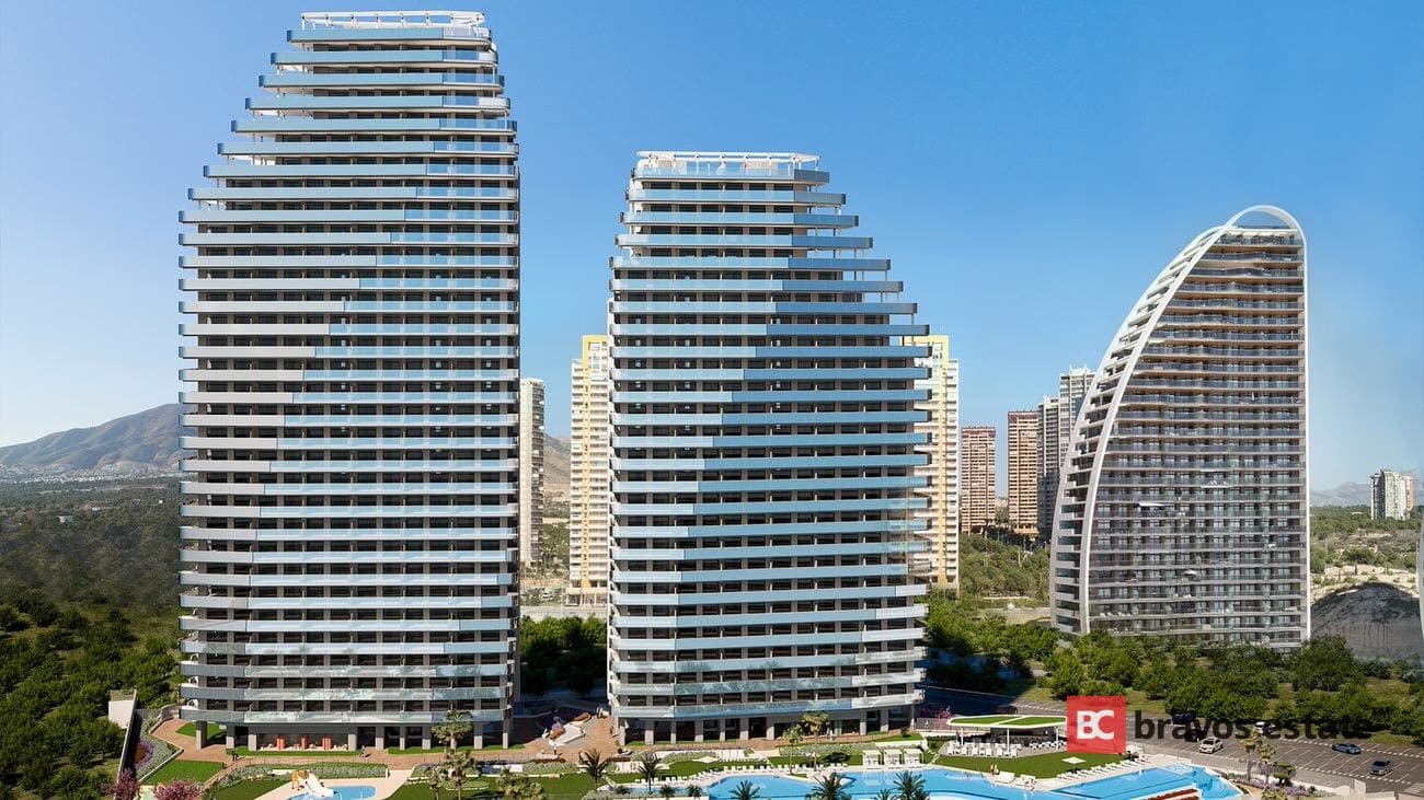 Apartamento Frente al Mar de 2 Dormitorios en Benidorm - 2