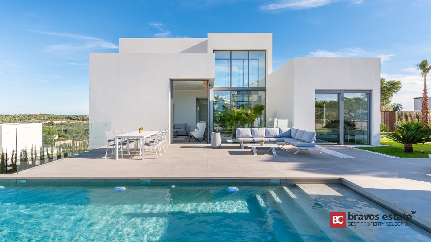 Villa de Obra Nueva de 3 Dormitorios en Las Colinas - 2