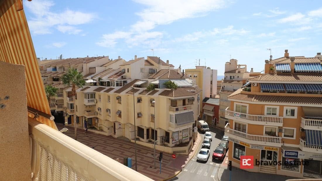 Seafront 3-Bedroom Apartment in El Campello - 5