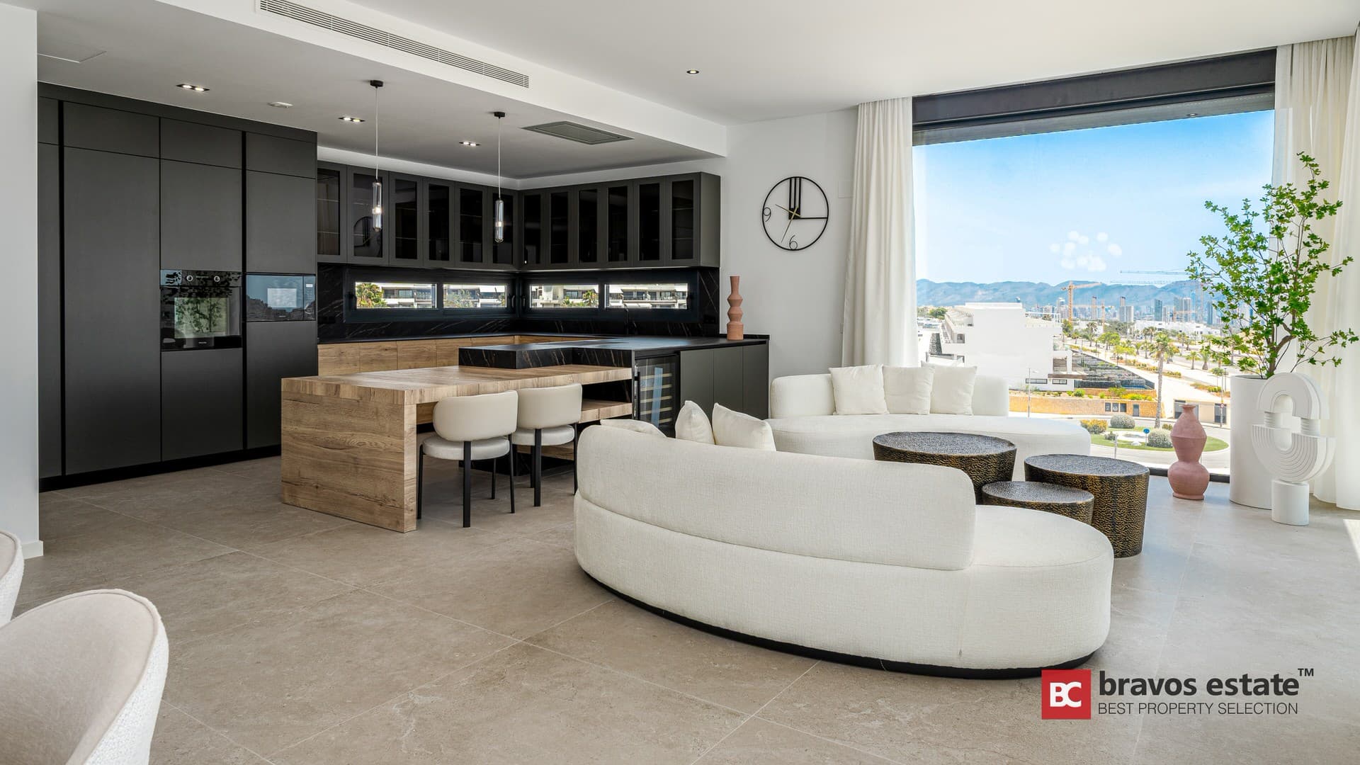 Luxury 4-Bedroom Villa in Finestrat - 4