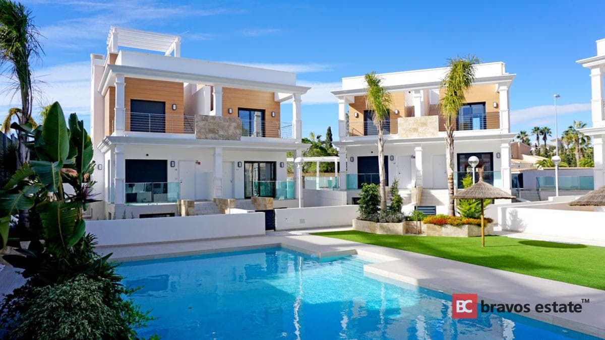 Bungalow Espacioso de 3 Dormitorios en Ciudad Quesada - 5