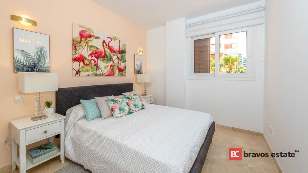 Seafront 2-Bedroom Apartment in Punta Prima - 5