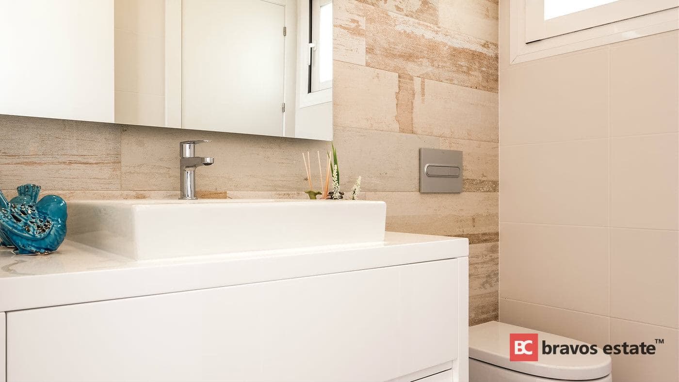 Новые апартаменты, 3 спальни в Лас-Колинас - 1