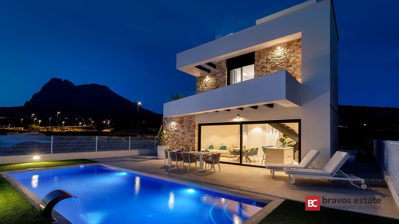 New Build 3-Bedroom Villa in Finestrat - 1