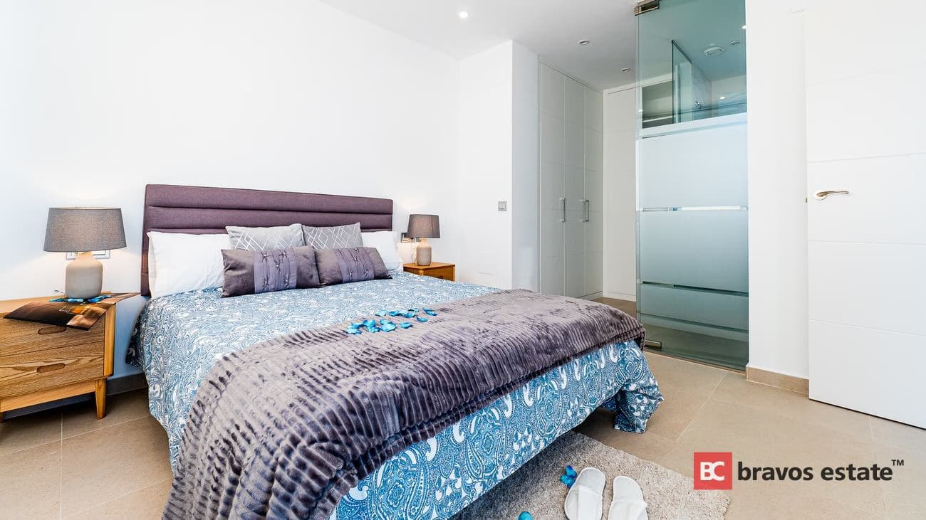 Новая вилла, 5 спален в Торревьехе - 3