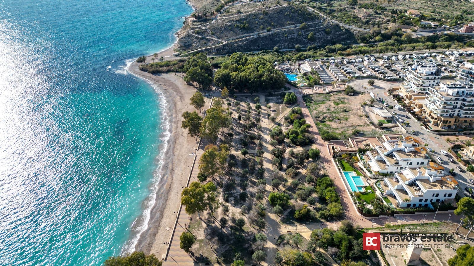 Seafront 3-Bedroom Apartment in Villajoyosa - 2