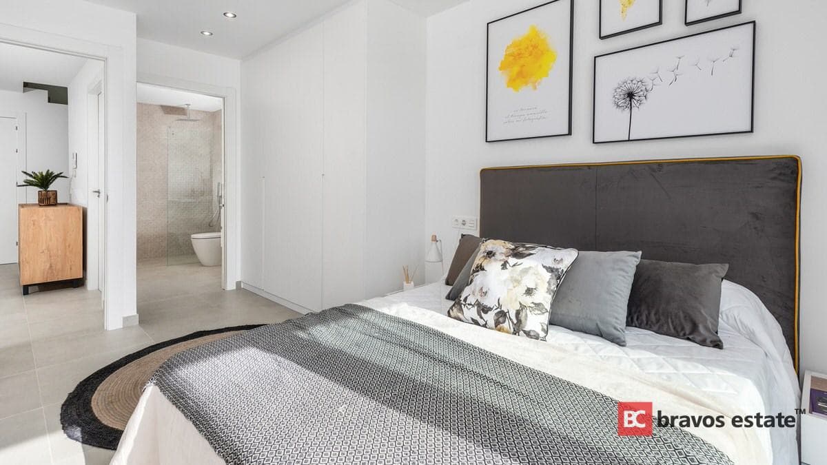 New Build 3-Bedroom Villa in Torrevieja - 4