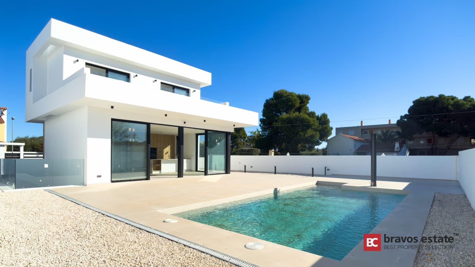 Strandvilla met 5 slaapkamers in El Campello 1