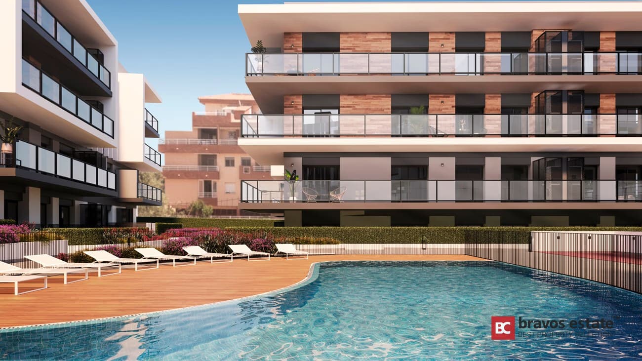 Beachside 2-Bedroom Apartment in Javea - 5