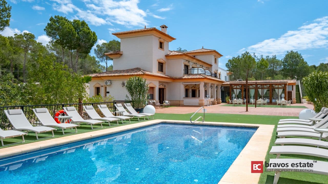 Luxury 12-Bedroom Villa in Finestrat - 2