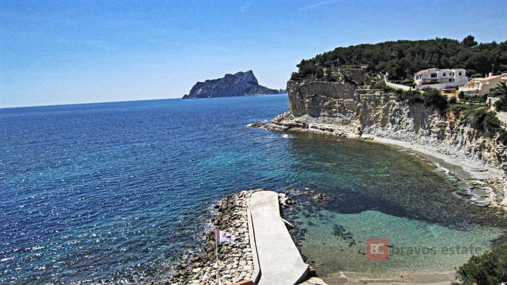 Seafront 4-Bedroom Villa in Benissa - 5