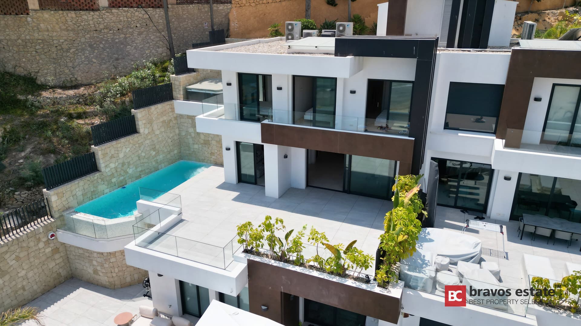 Seafront 4-Bedroom Apartment in Benidorm - 3