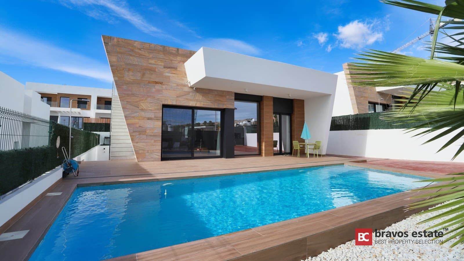 Просторная вилла, 5 спален в Финестрате - 1