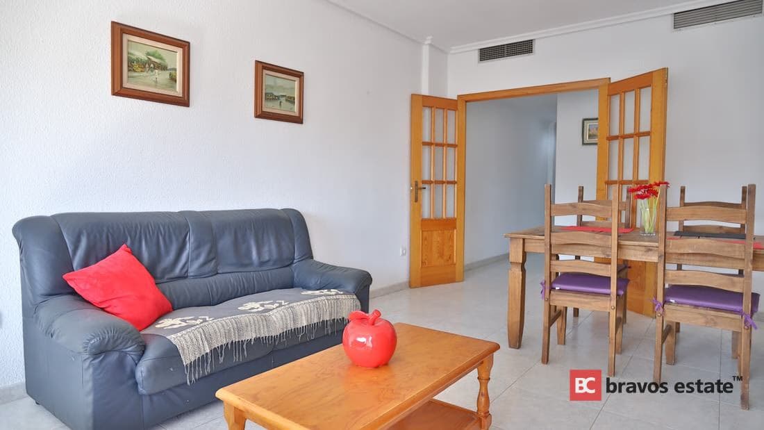 Seafront 3-Bedroom Apartment in El Campello - 3