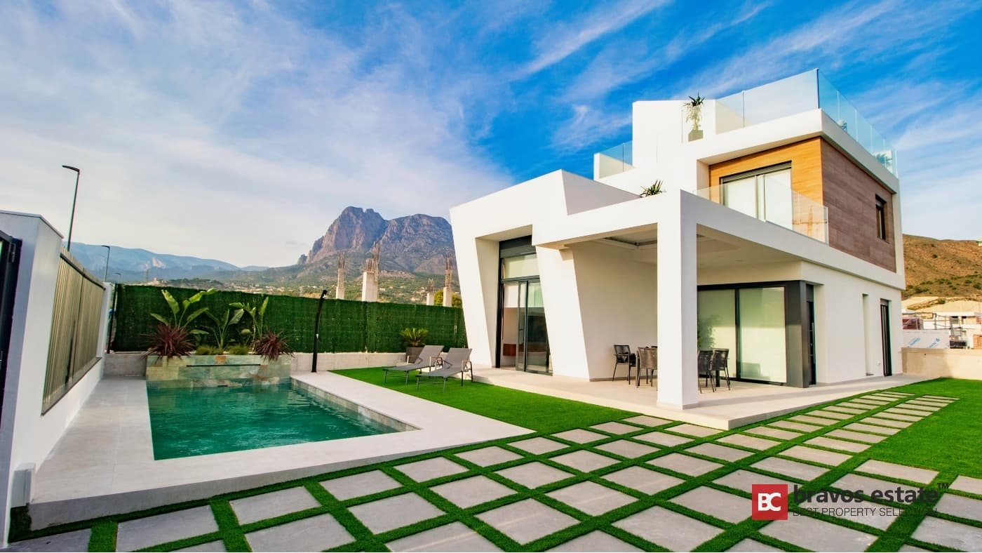 New Build 3-Bedroom Villa in Finestrat 1