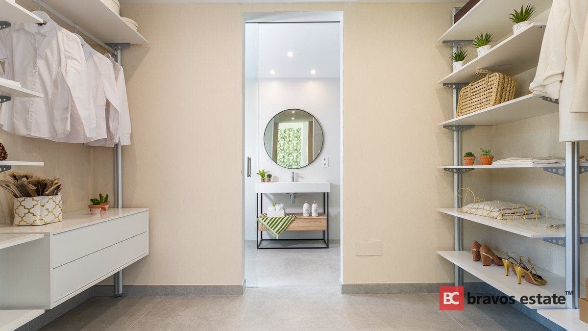 Spacious 3-Bedroom Villa in Ciudad Quesada - 5