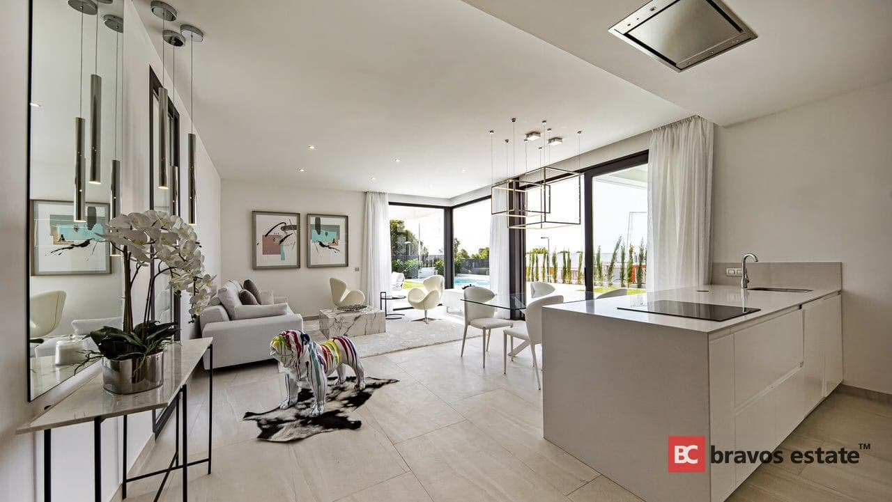 Villa de Obra Nueva de 3 Dormitorios en Finestrat - 4