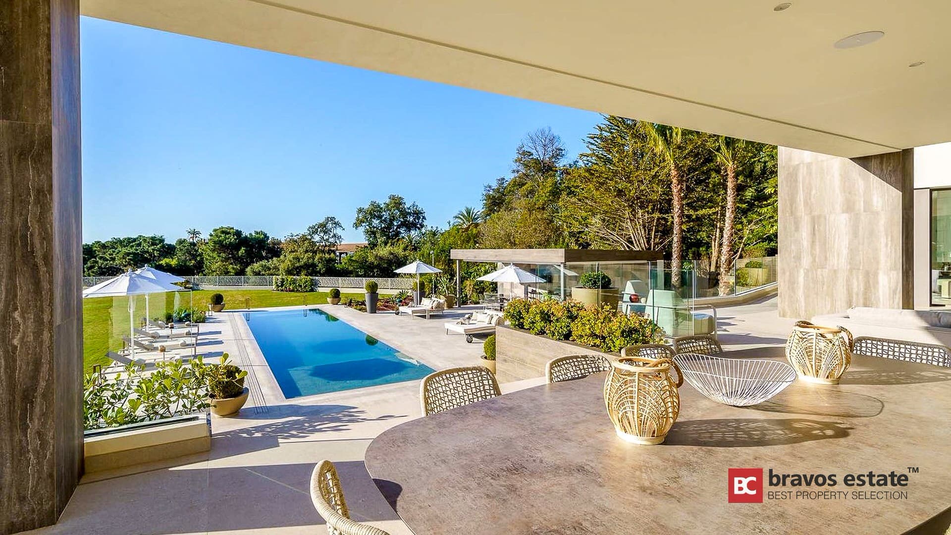 Luxury 6-Bedroom Villa in Marbella - 3