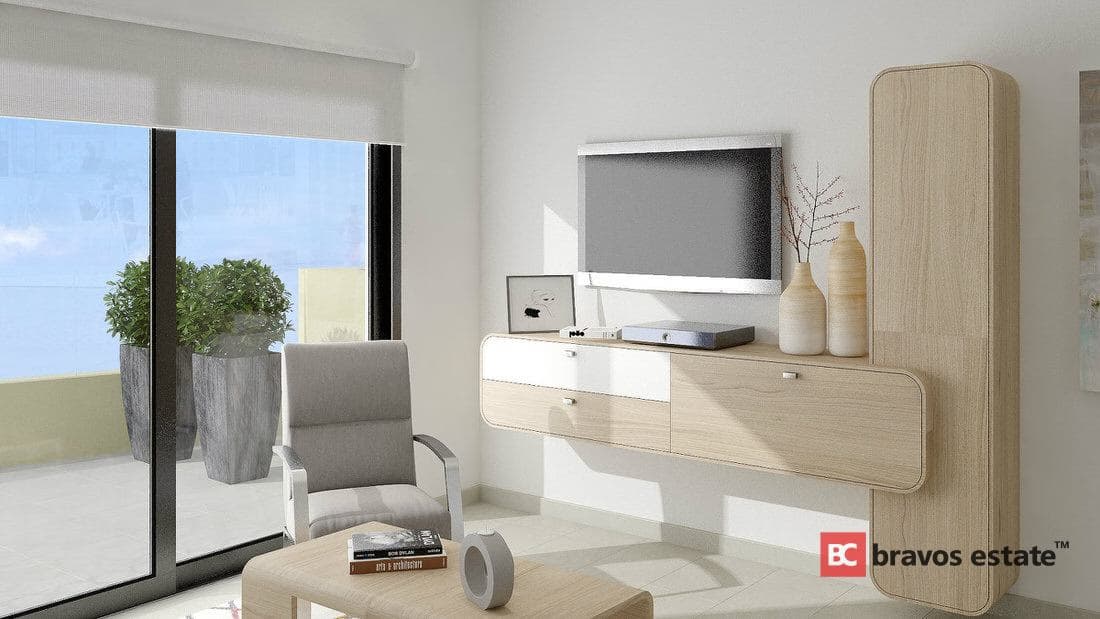 Beachside 2-Bedroom Apartment in Elche - 3