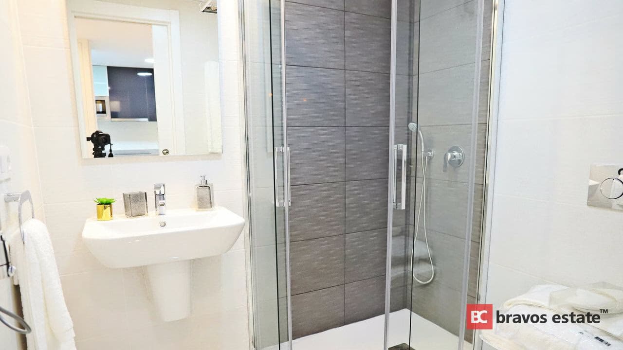 Beachside 3-Bedroom Apartment in La Zenia - 1