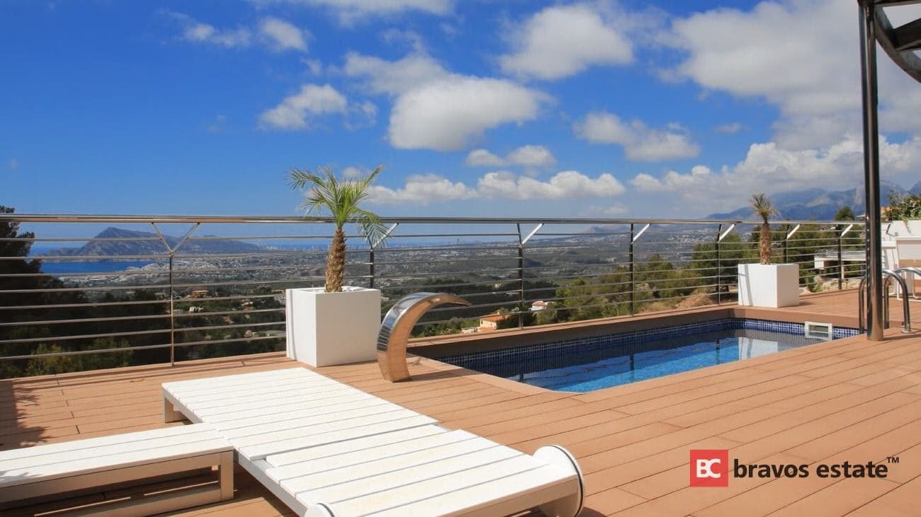 Villa Frente al Mar de 6 Dormitorios en Altea - 2