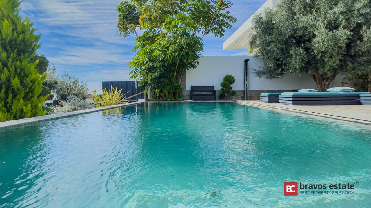 Luxury 5-Bedroom Villa in Finestrat - 3