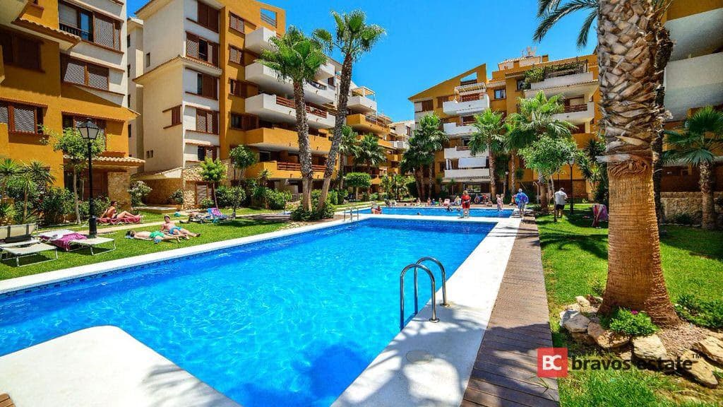 Seafront 2-Bedroom Apartment in Punta Prima - 1