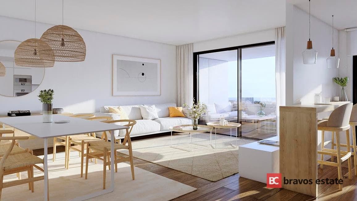 Beachside 4-Bedroom Apartment in Playa de San Juan - 4