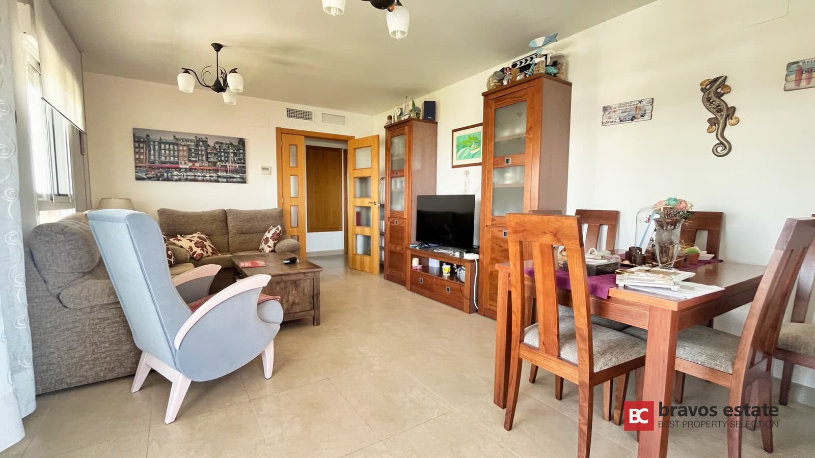 Beachside 2-Bedroom Apartment in Playa de San Juan - 5