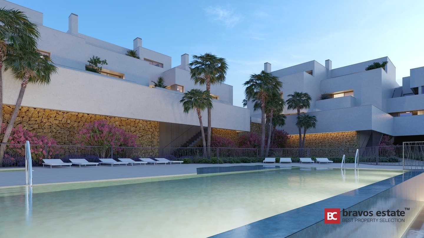 Beachside 5-Bedroom Villa in Playa de San Juan - 2