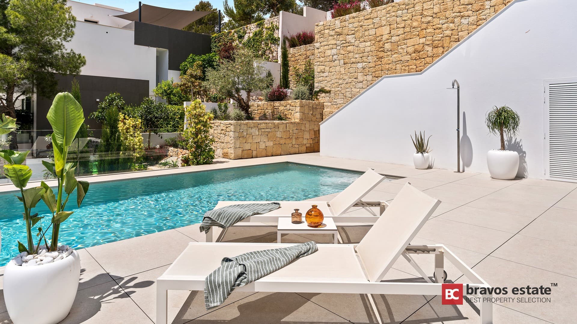 Luxury 4-Bedroom Villa in Altea - 2