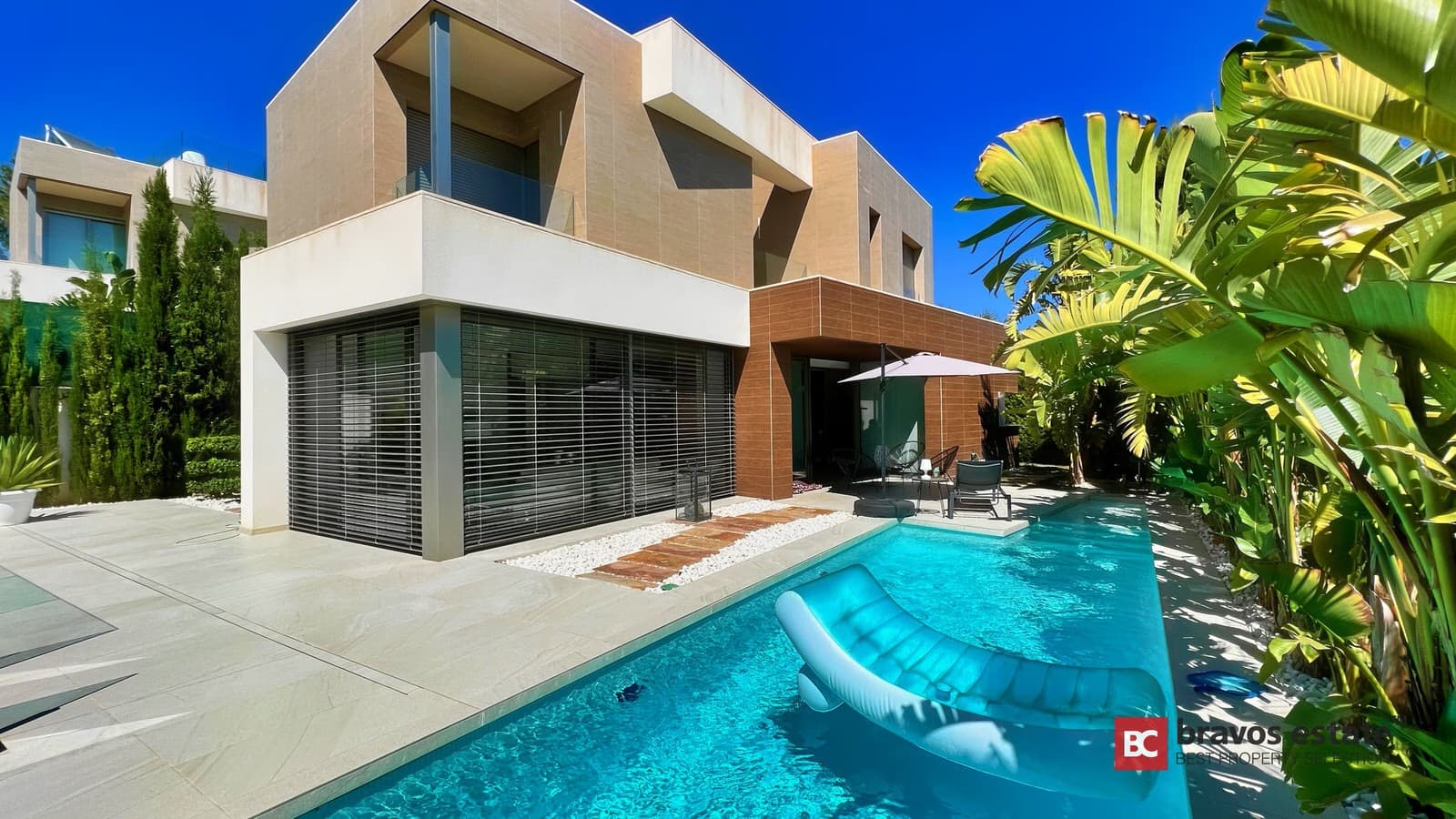 Villa Con Estilo de 4 Dormitorios en Finestrat - 1