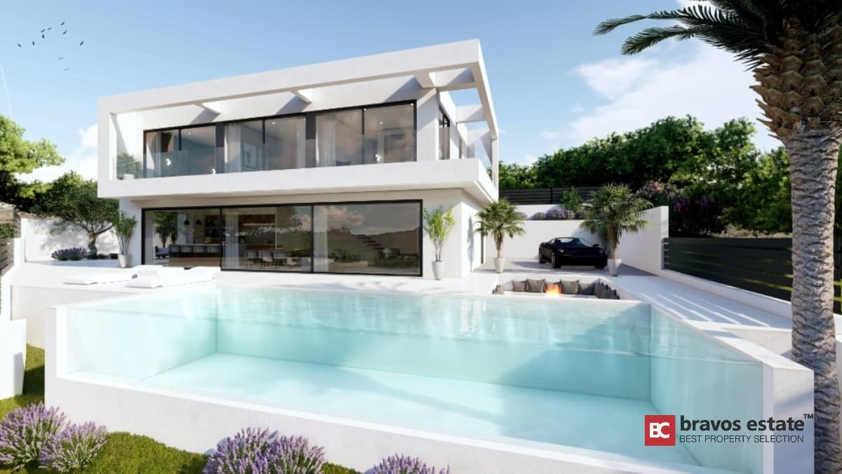 Strandzijde villa met 3 slaapkamers in El Campello 1