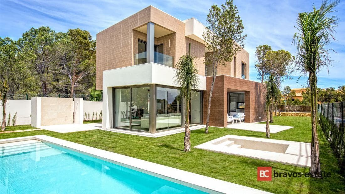 New Build 4-Bedroom Villa in Finestrat - 1