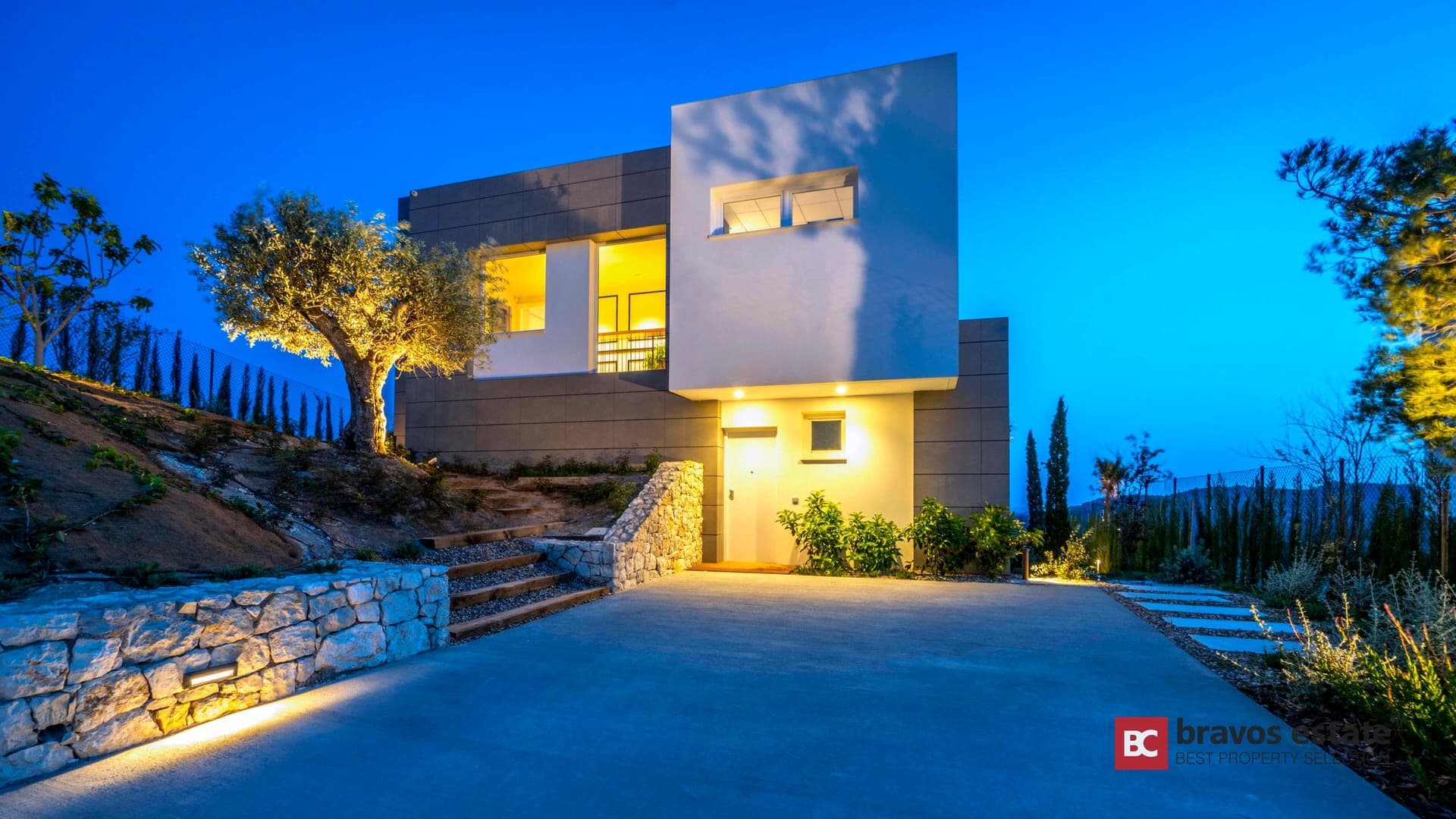 Bright 3-Bedroom Villa in Finestrat - 3