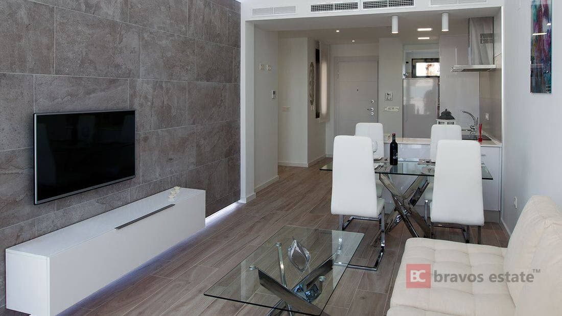 New Build 3-Bedroom Villa in Campoamor - 3