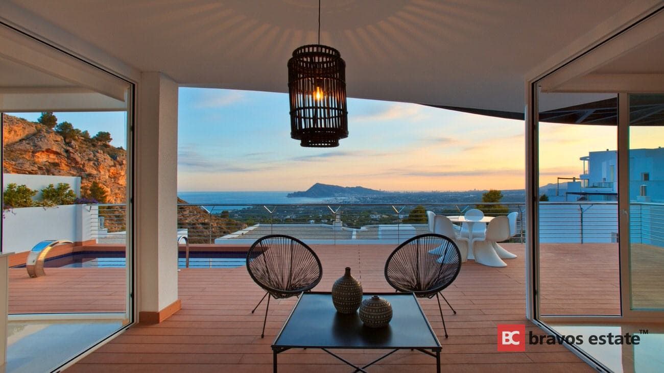 Вилла у моря, 6 спален в Алтее - 1