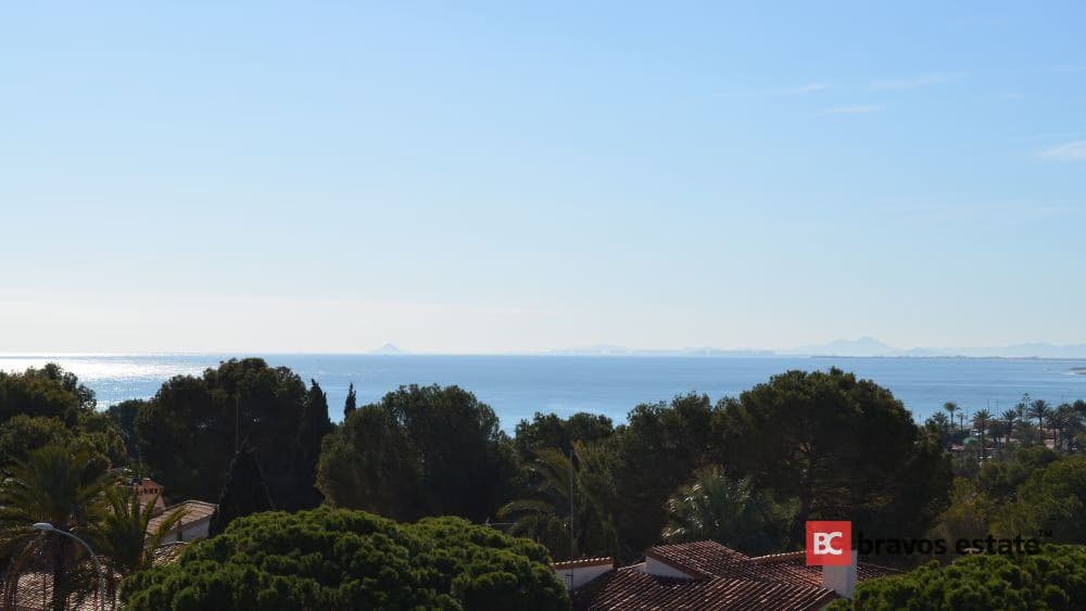 Villa Cerca del Mar de 3 Dormitorios en Campoamor - 1