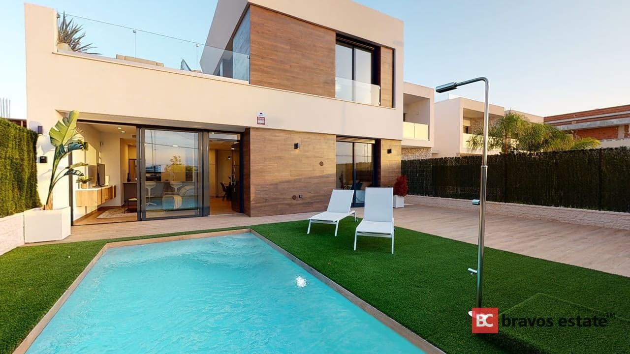 Villa Cerca del Mar de 4 Dormitorios en El Campello - 1