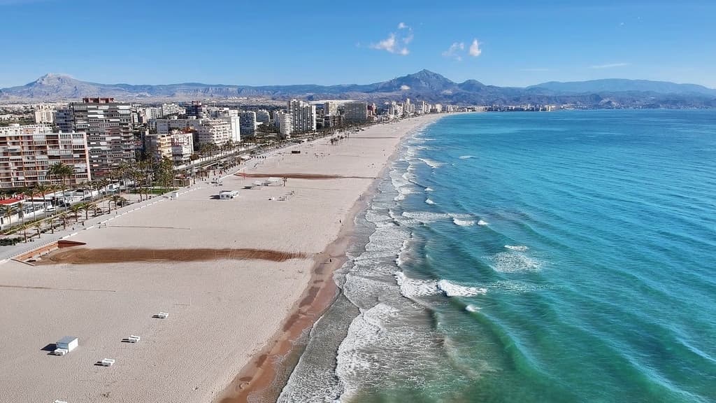 New Build 2-Bedroom Apartment in Playa de San Juan - 2